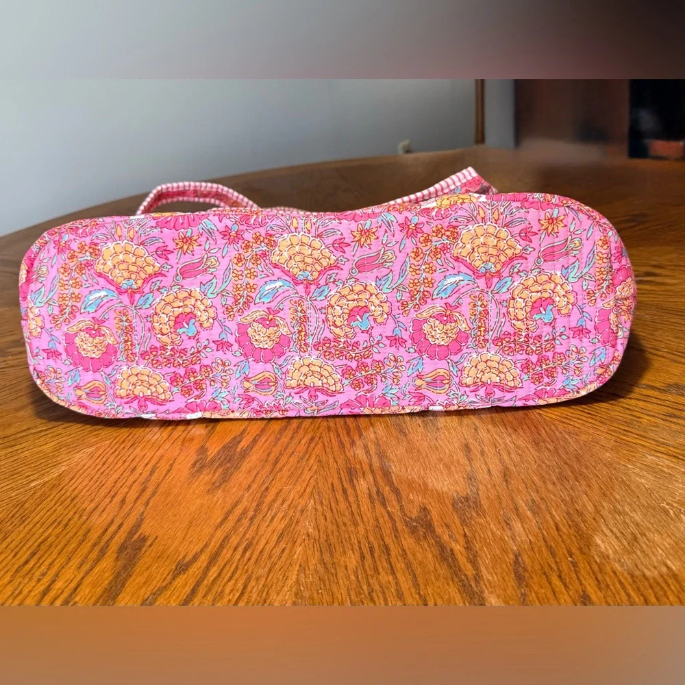 Pink Lily Quilted Tote, Pink, NIB - Picture 6 of 8
